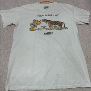 Original Disney White T-Shirt with Tiger and Pooh Graphic